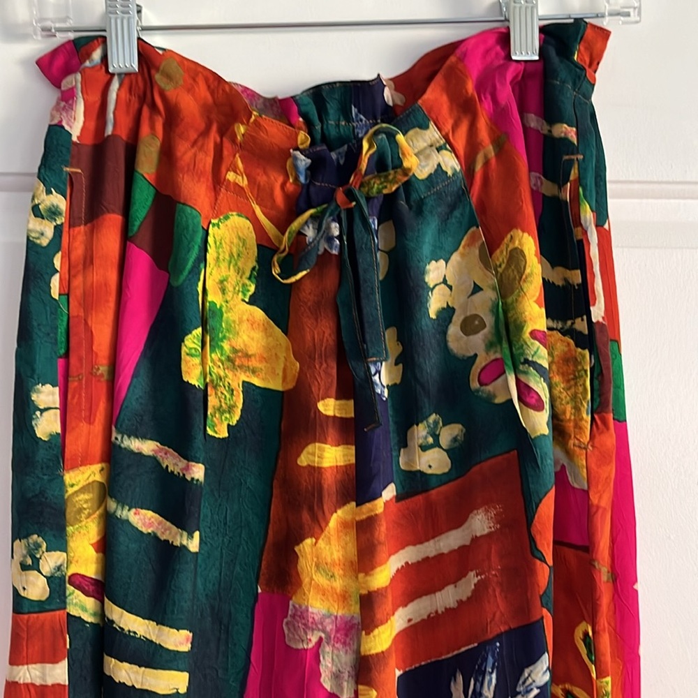 Jams 🌺 World High Waist Crop Pants